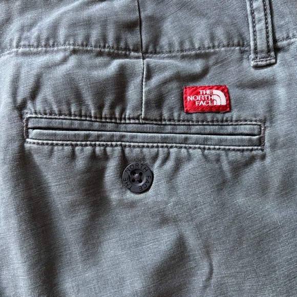 The North Face Army Green Capri Pants Size 10 - Picture 9 of 12